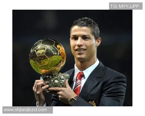 法国足球12号球星是谁 他在国家队和俱乐部的影响力与贡献分析