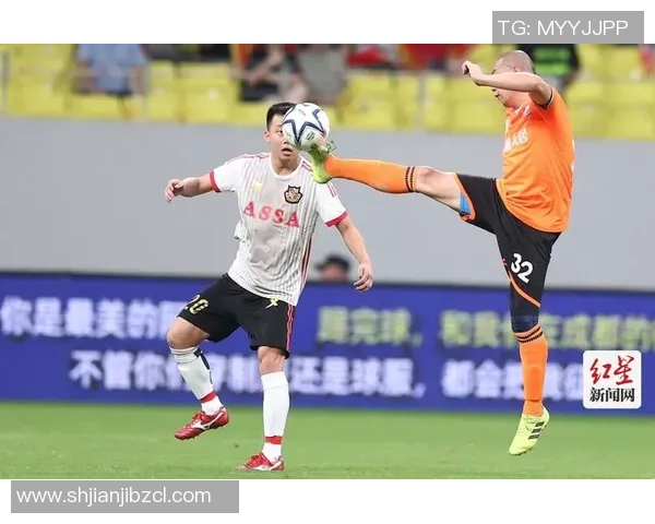 足球巨星闪耀登场燃爆全场激情演绎震撼出场动画魅力