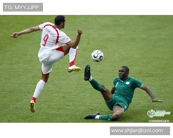 足球明星炫酷耍帅动作瞬间集锦 带你领略球场上的独特魅力